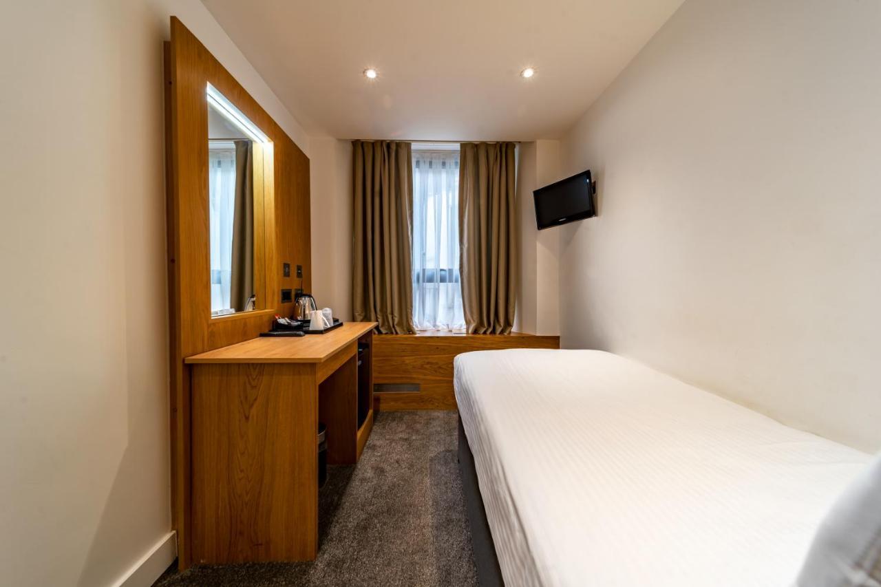 Park Hotel London