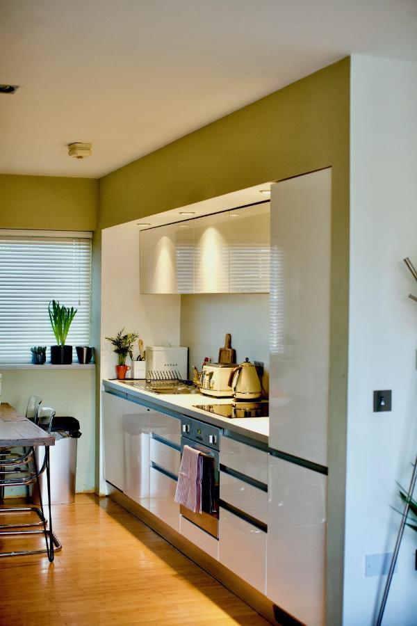 Zen Life With Urban Views - E8 Chic Apartamento Londres