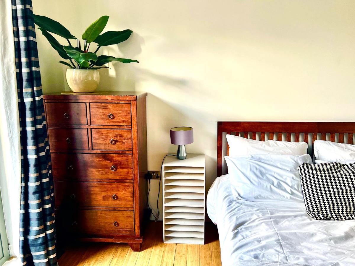 Zen Life With Urban Views - E8 Chic Apartamento Londres