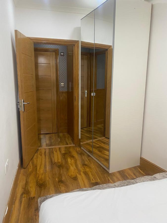 Dudley Apartment