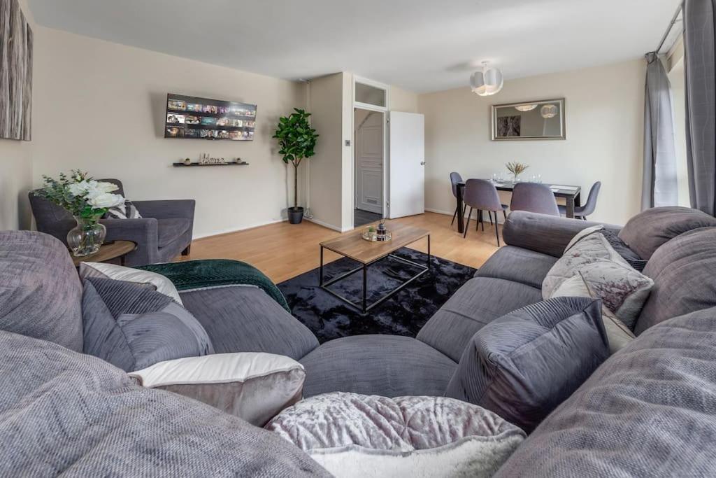 Hyde Park 4 Bedroom Superior * London