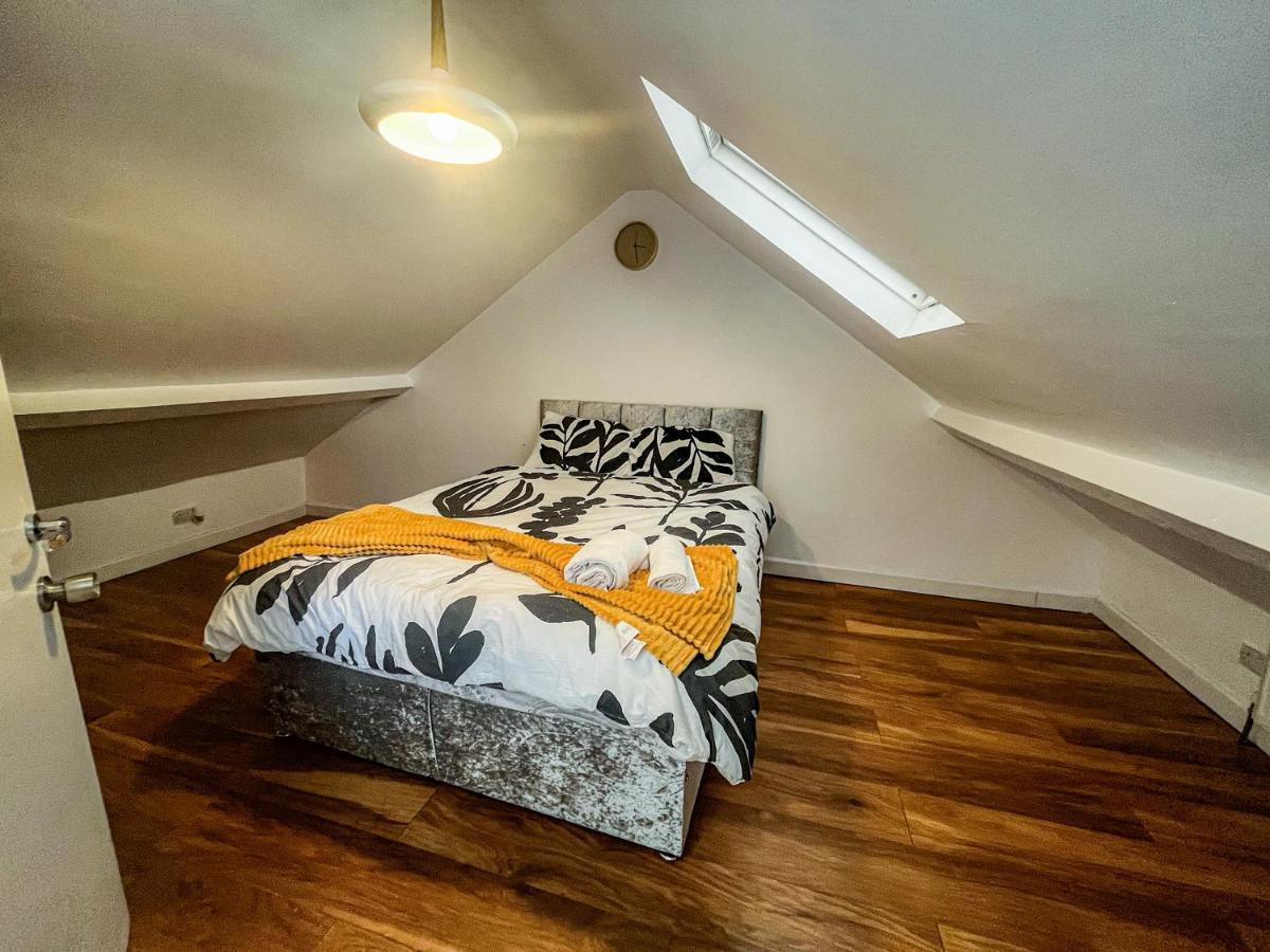 Ferienhaus Swanky Townhouse In The Heart Of East