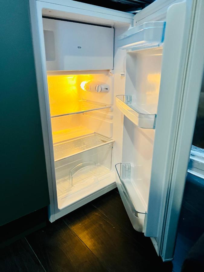 Luxury Near Wembley Stadium, Wembley Arena, Designer Outlet * London
