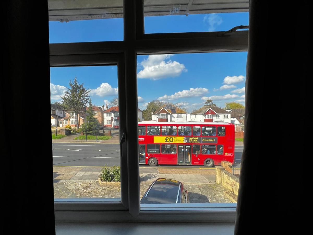 Apartment Luxury Near Wembley Stadium, Wembley Arena, Designer Outlet