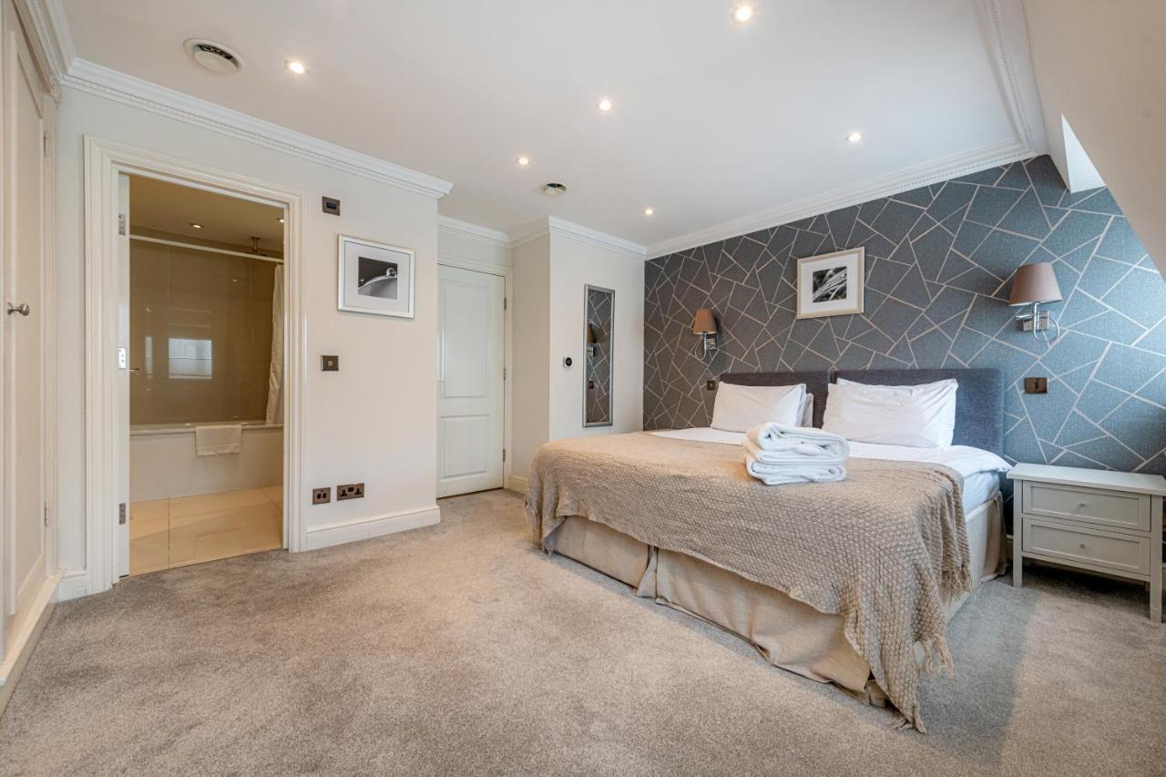 Apartahotel Queensgate Court 4*