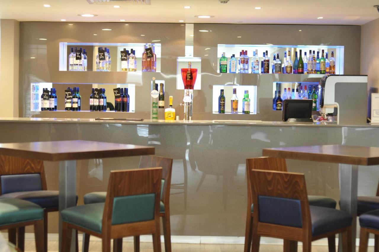 Express Earls Court By Ihg Hotel 3*
