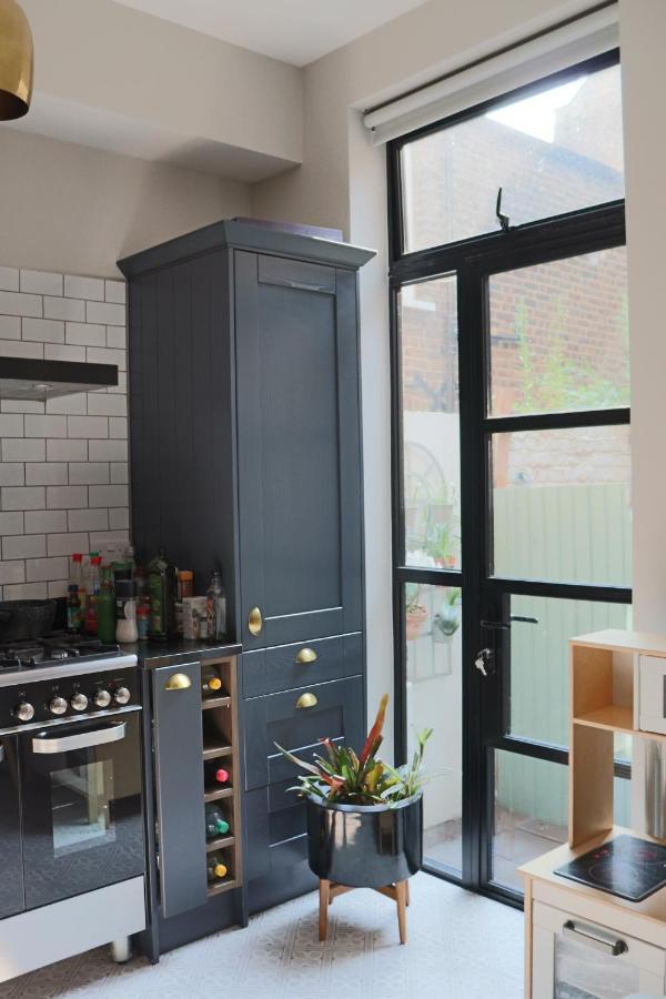 Beautiful Maisonnette Flat In Islington *