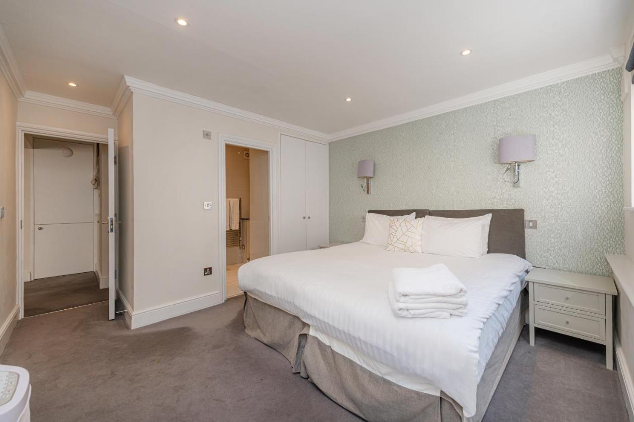 Apartahotel Queensgate Court 4*