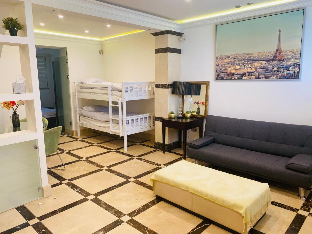 Large 1 Bedroom Flat In Paddington London