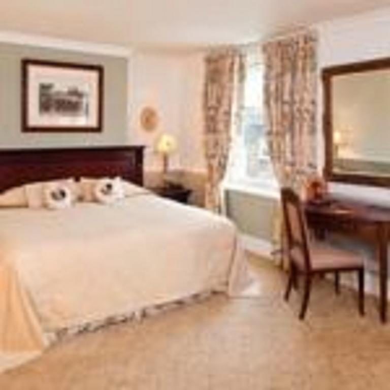 Lord Milner London