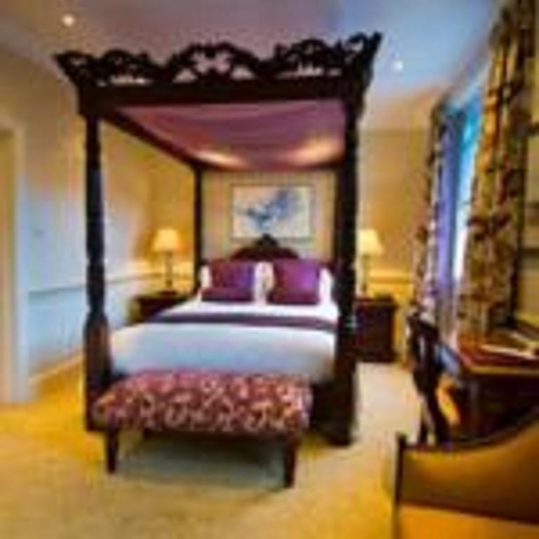 Lord Milner London