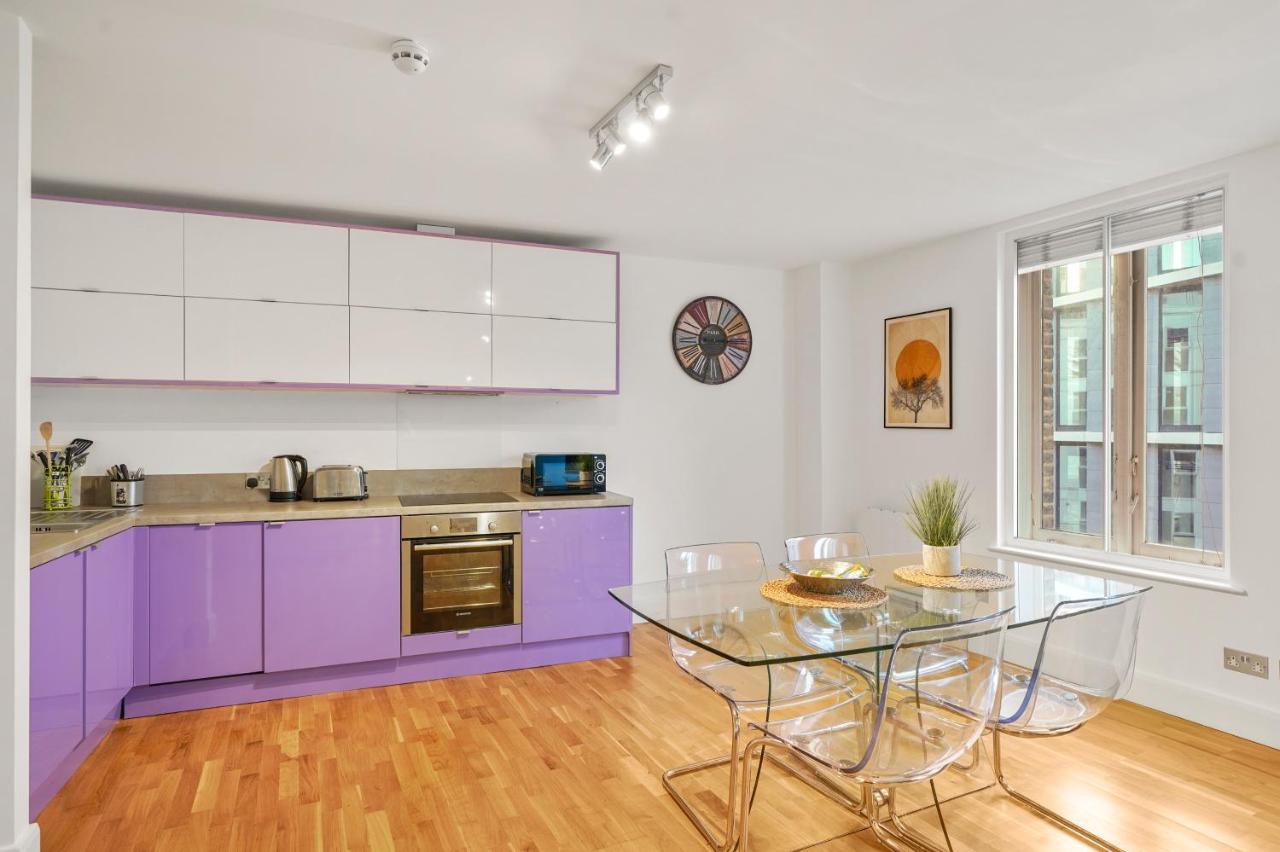 Mulberry Flat 5 - One Bedroom 3rd Floor By Living Holiday home London