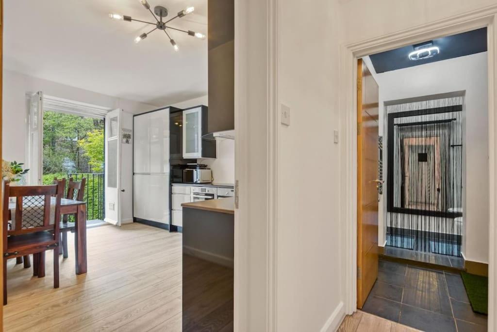 Charming Earls Court * Londen