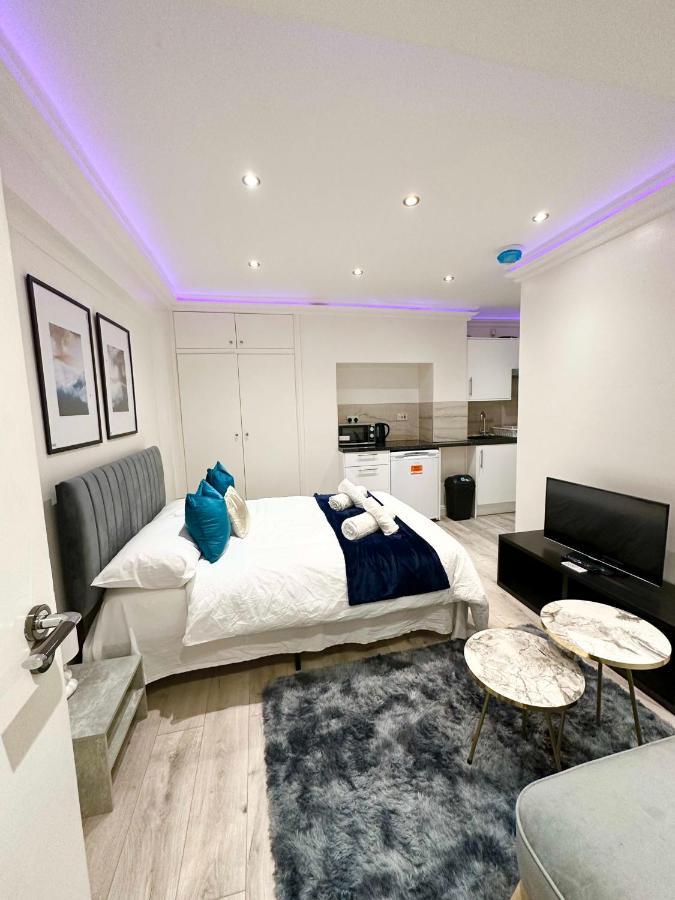 Apartment Charm - Stylish In Kensington *