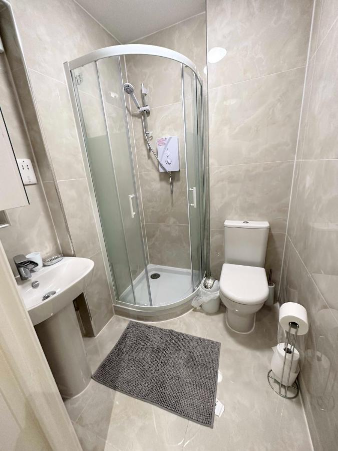 Apartment Charm - Stylish In Kensington
