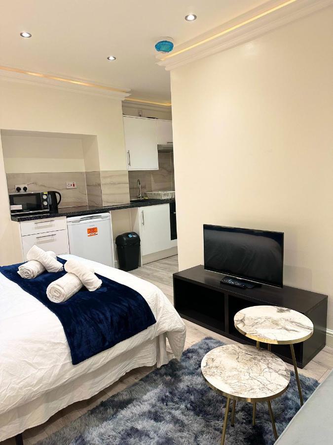 Charm - Stylish In Kensington London