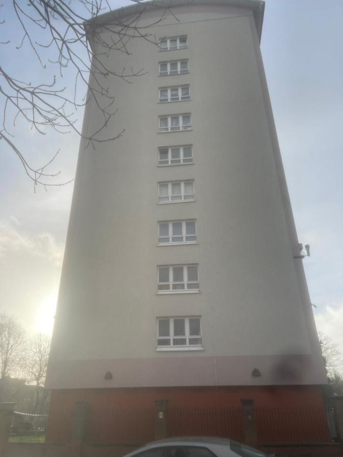 2 Bedroom In Stoke Newington Apartment