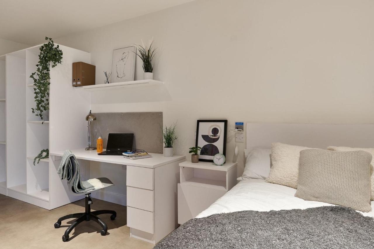 Appartement For Students Only Contemporary At View Bermondsey In Londen