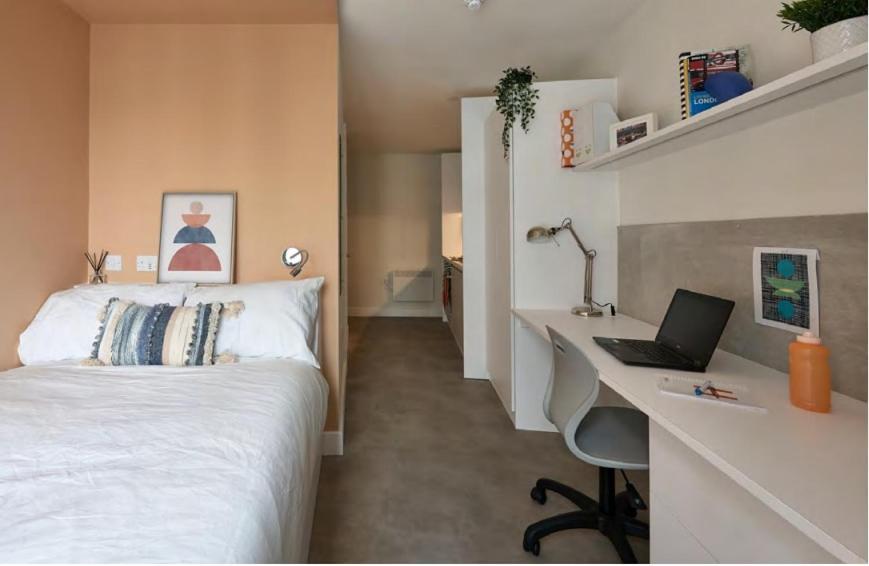 For Students Only Contemporary At View Bermondsey In Londen