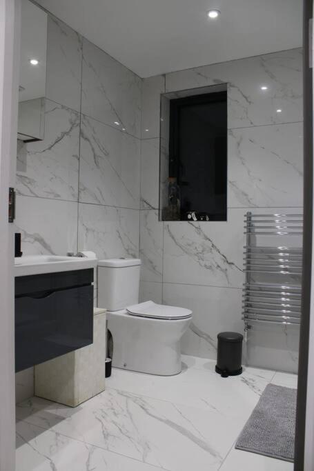 5 Star * London