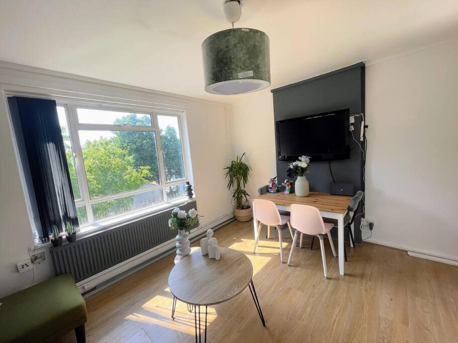 Apartment Stylish 2 Bedroom Flat In Angel Location