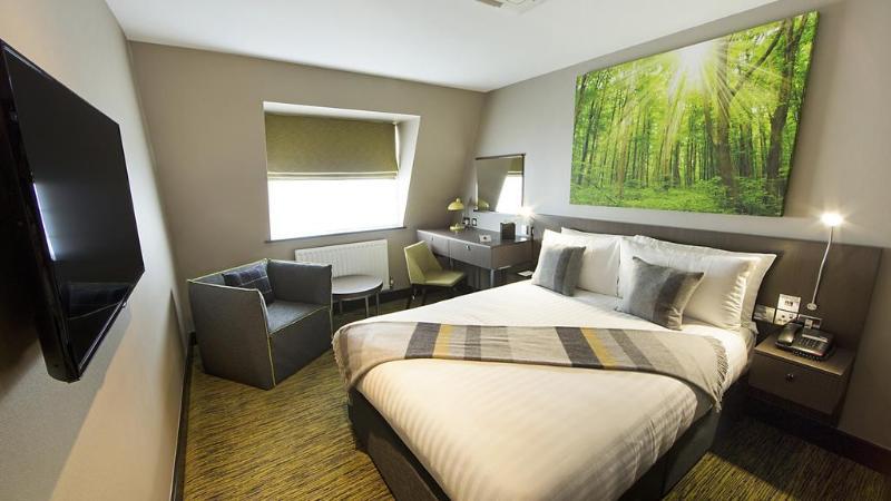 Hotel Hampton By Hilton London