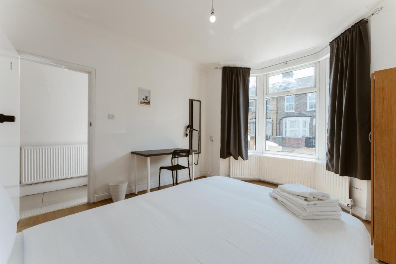 Plaistow Cosy Double - 8 * Londen