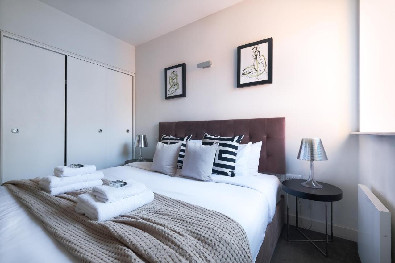 Aparthotel Servised On Artillery Lane London