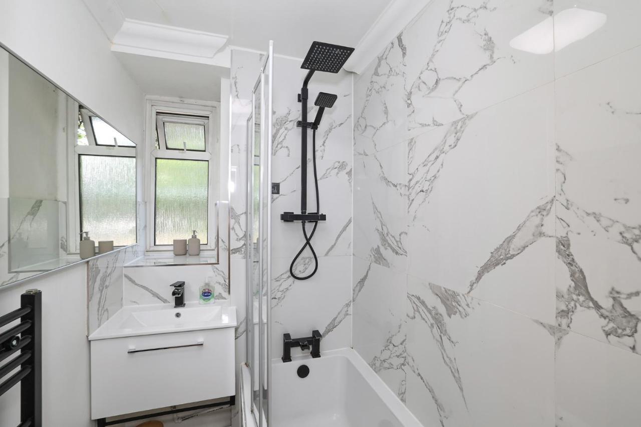 Bright & Modern Islington 2bd Apt For 6