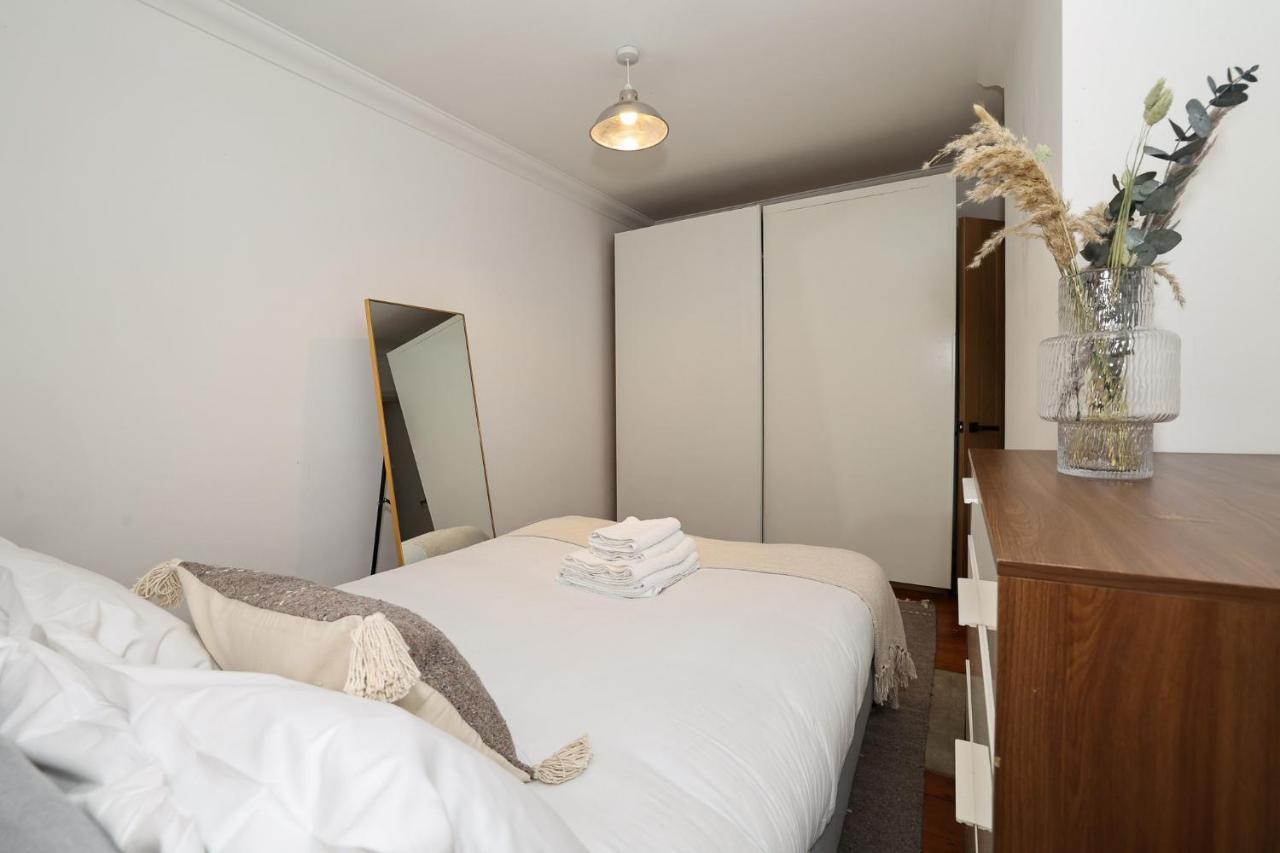 Bright & Modern Islington 2bd Apt For 6 Appartement *