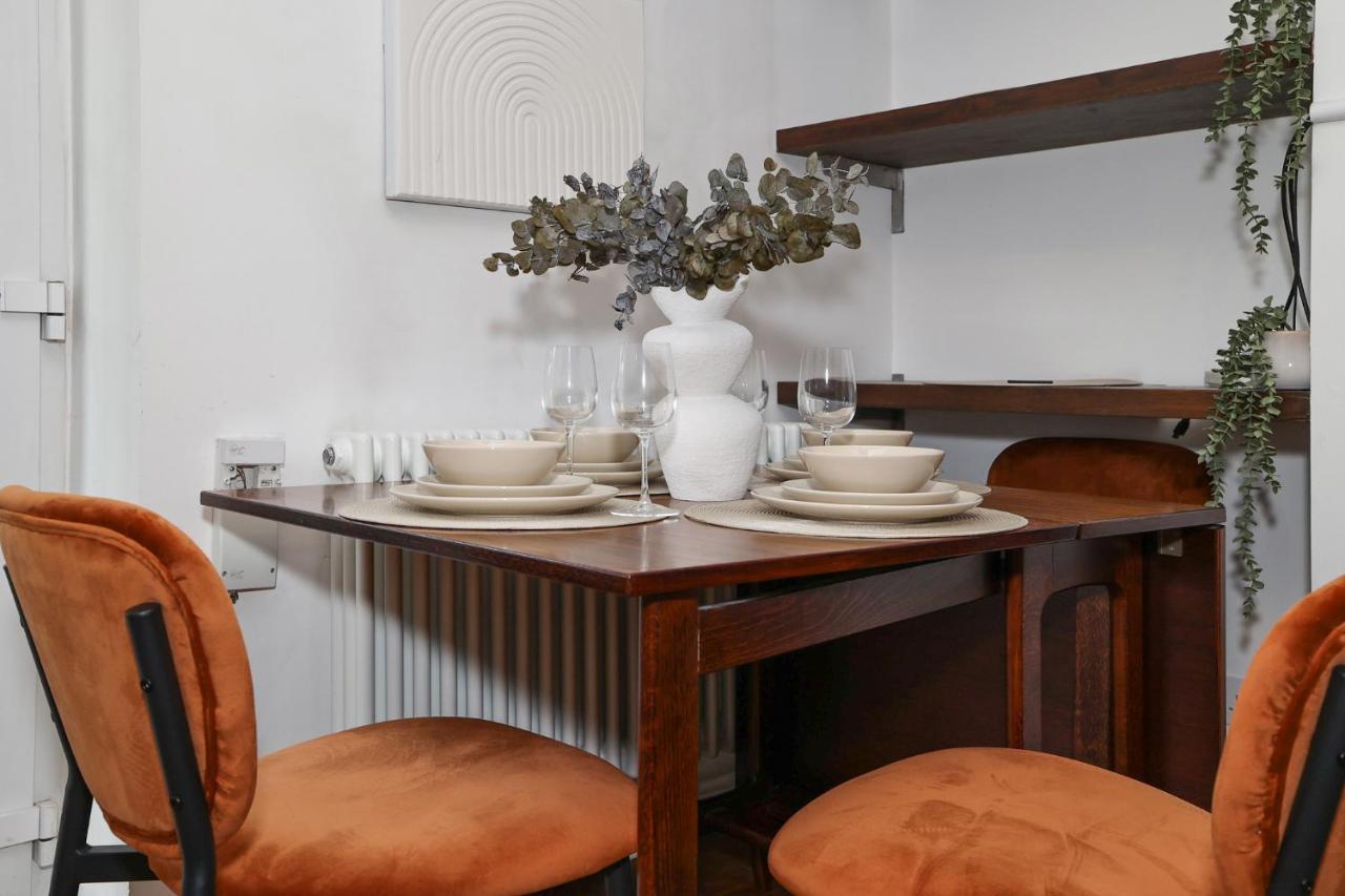 Bright & Modern Islington 2bd Apt For 6