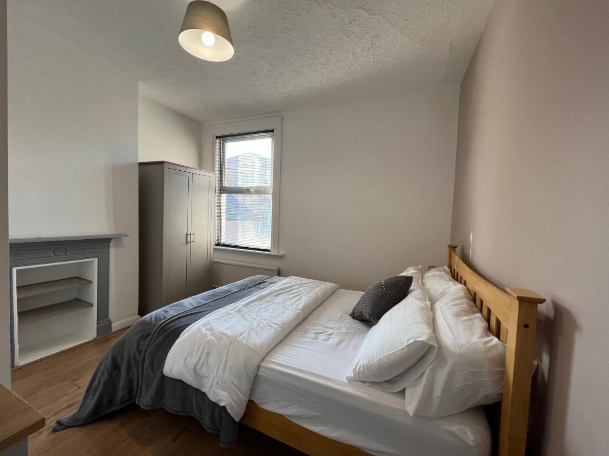 Apartment Entire Luxury 4 Bedroom Victorian House With 2 En-suite - Forest Hill, London