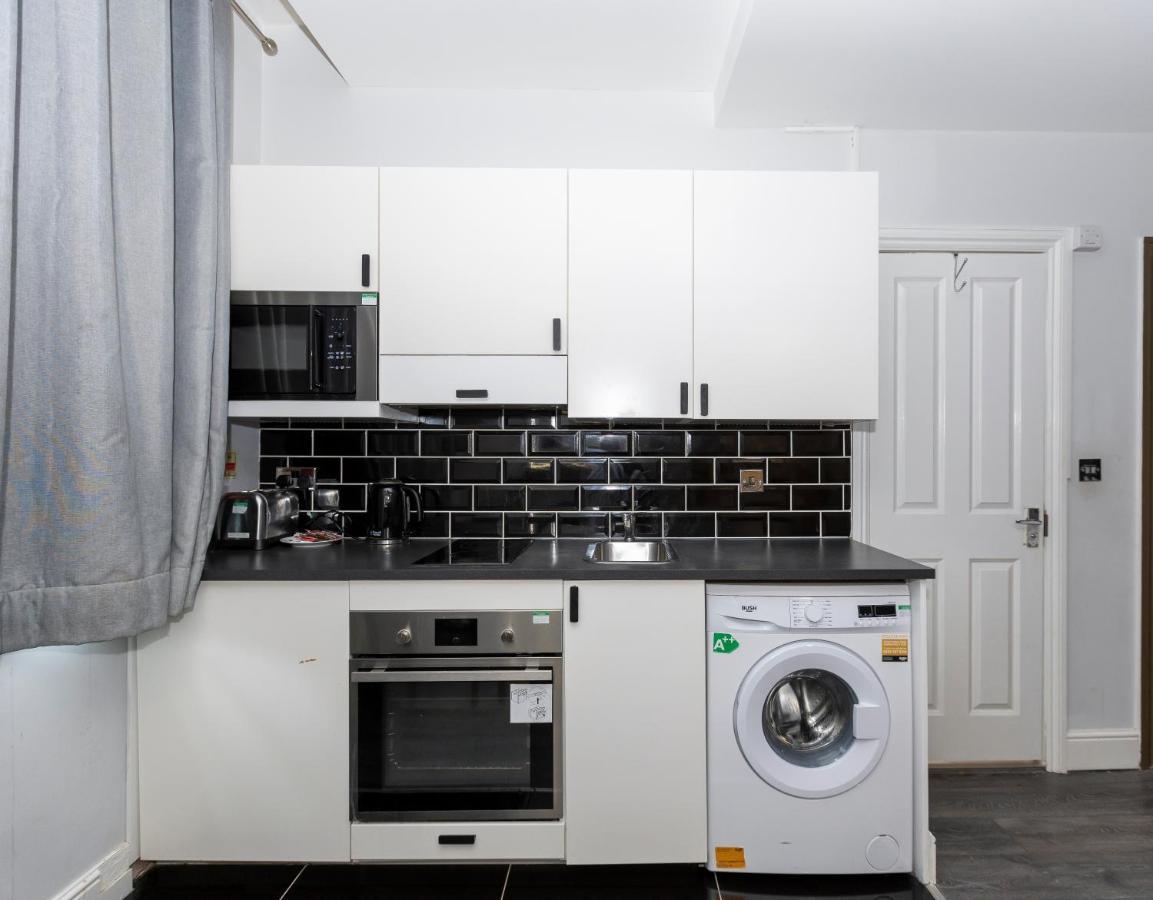 W6 London