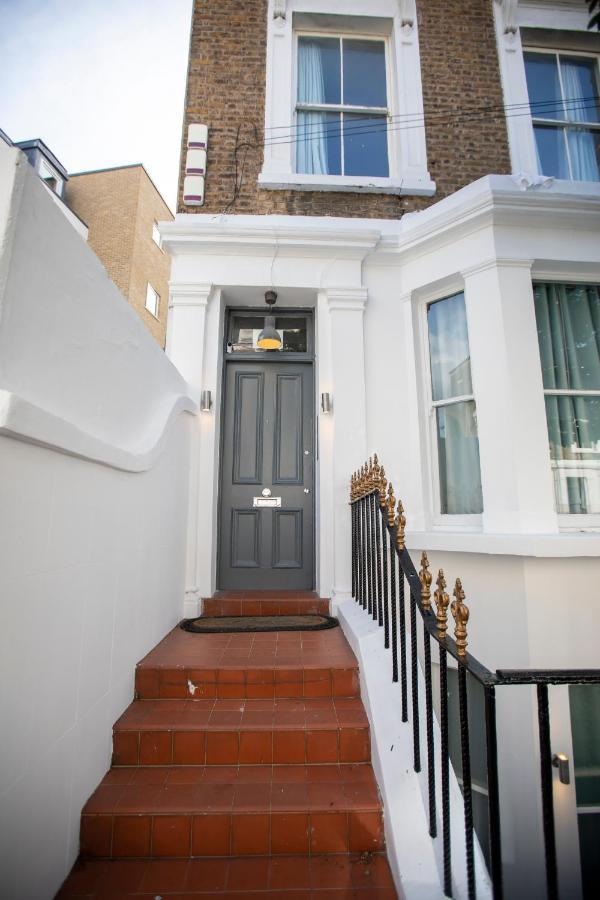 W6 London