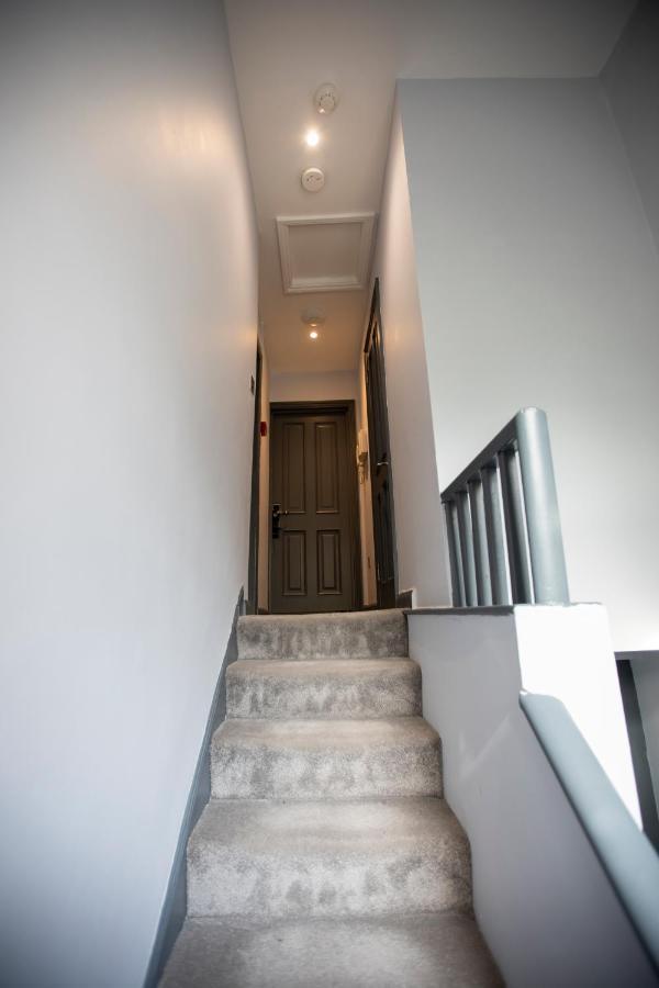 W6 Apartment