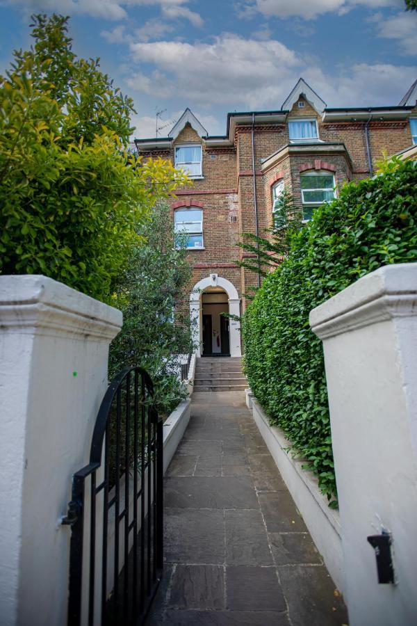 W6 Apartment *