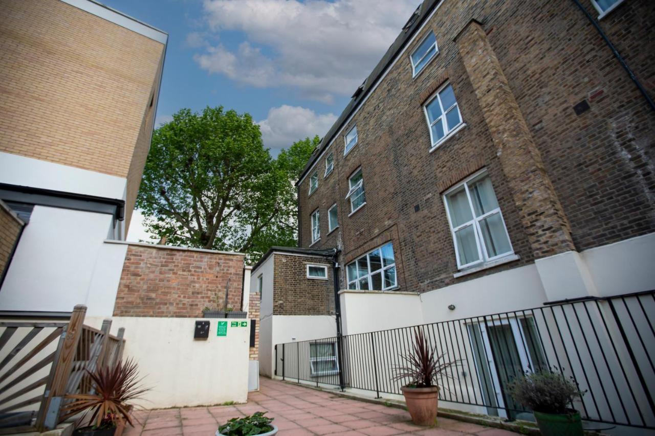 W6 Apartment *