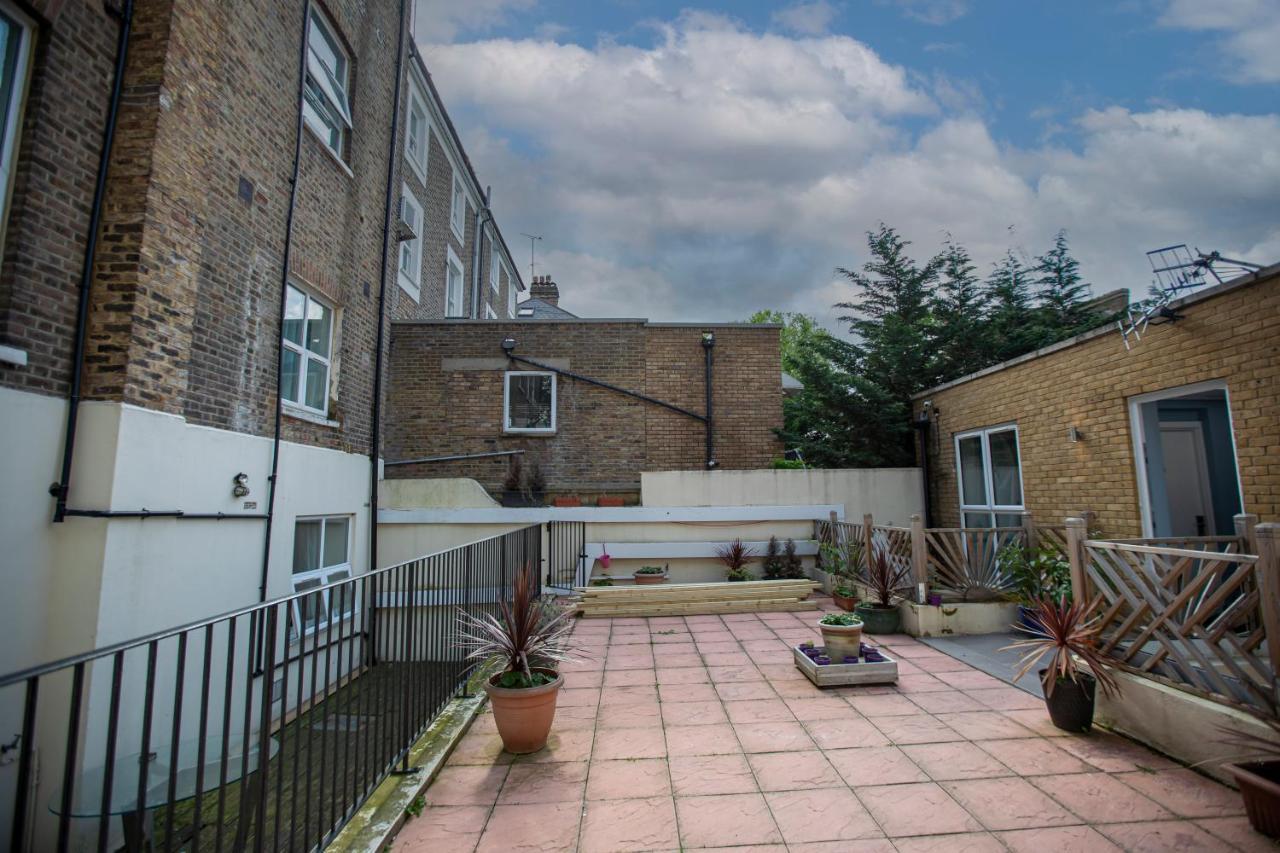 Apartment W6 *