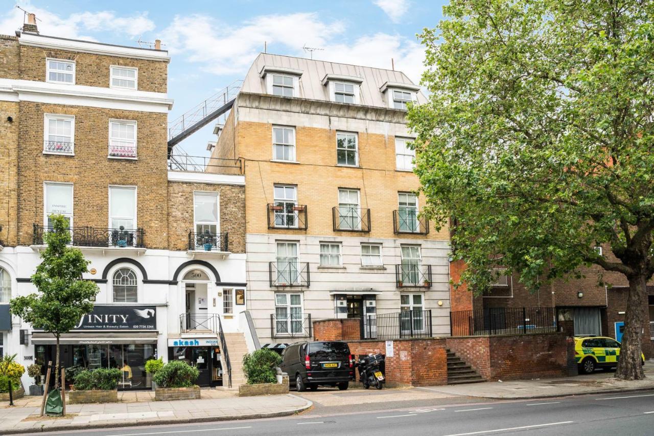 Charming Spacious 2br Flat Near Station Parking London