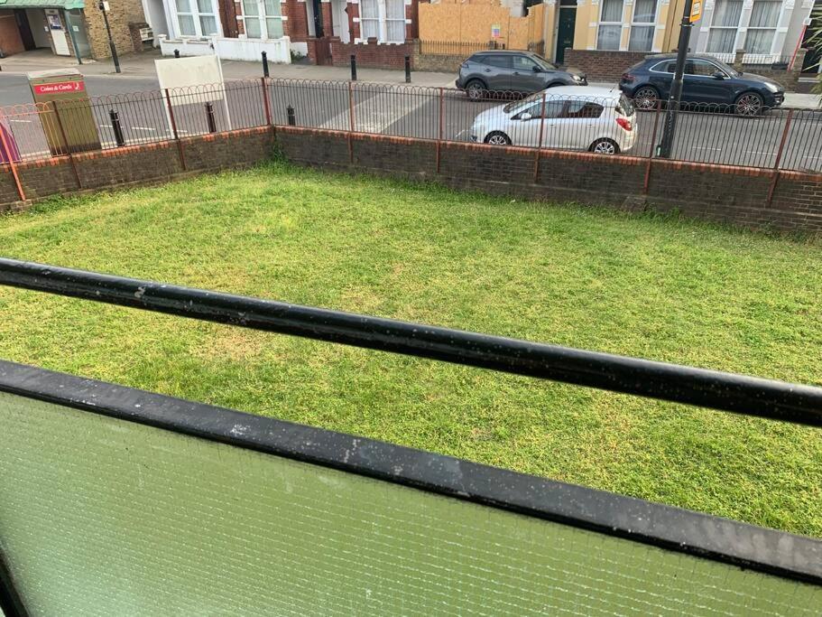 Entire 2 Bedroom Apartamento