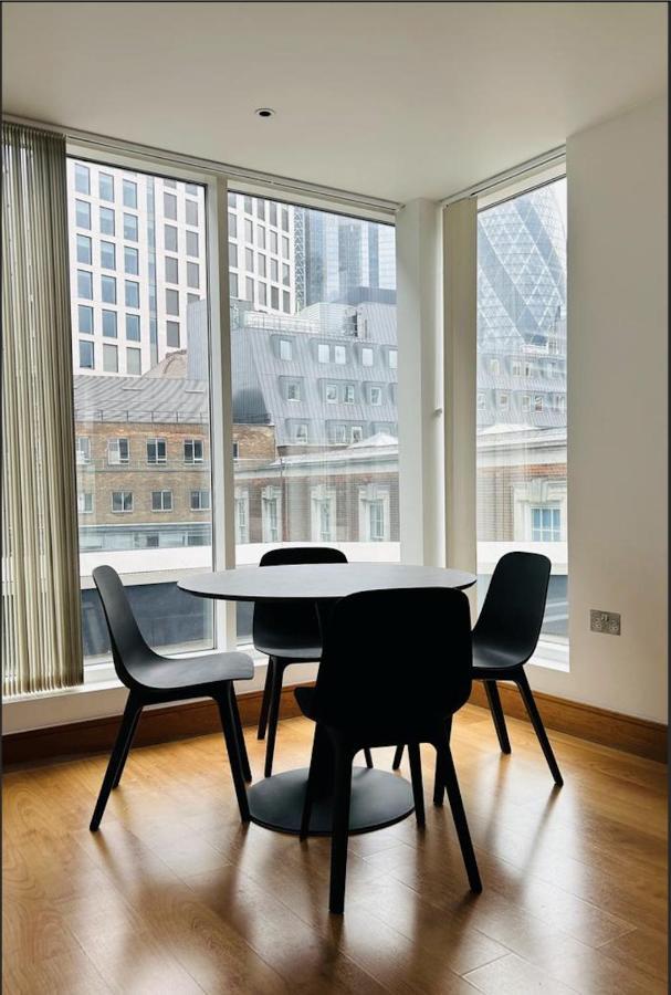 Flat With Balcony - Tower Hill - Centre By Prime Stays N-17 Apartment *
