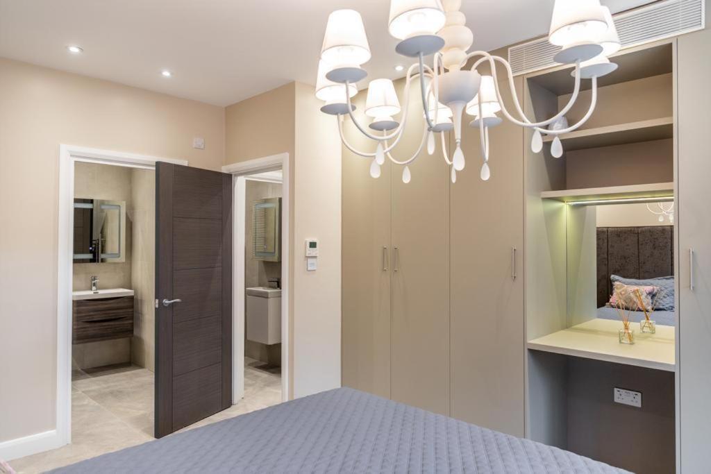 Modern&luxurios 1 Bed Apartment-prime Location. Apartamento