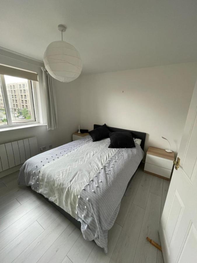 2bd Flat With Views Of Canary Wharf - Rotherhithe London