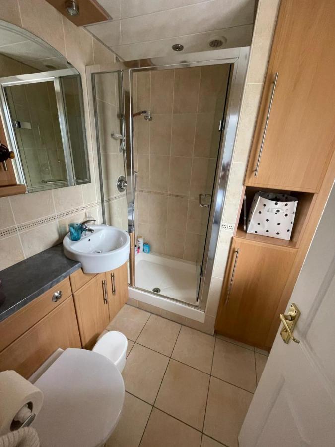 2bd Flat With Views Of Canary Wharf - Rotherhithe Apartment *