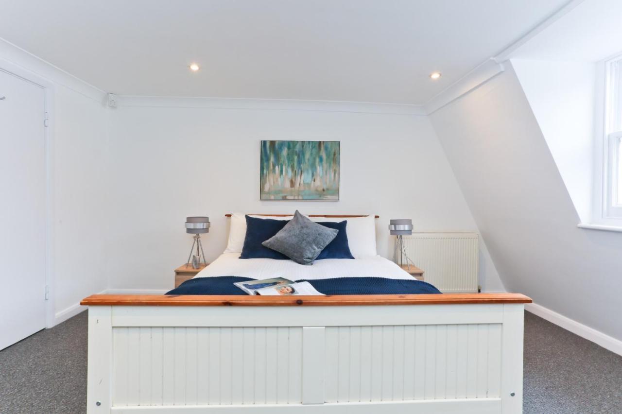 Farringdon Apartment London