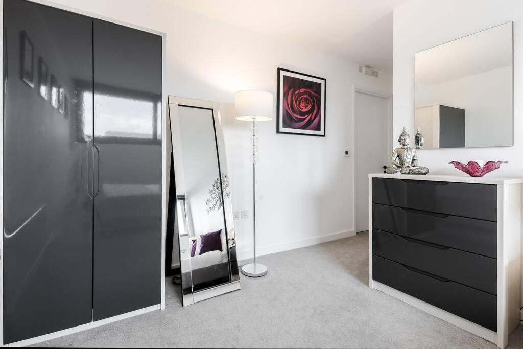 Stunning 2 Bed 2 Bath In Clerkenwell Appartement