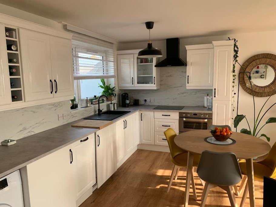 Lovely 1 Bedroom Flat In Zone 1/2 Apartment