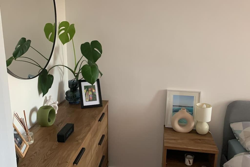 Lovely 1 Bedroom Flat In Zone 1/2 London