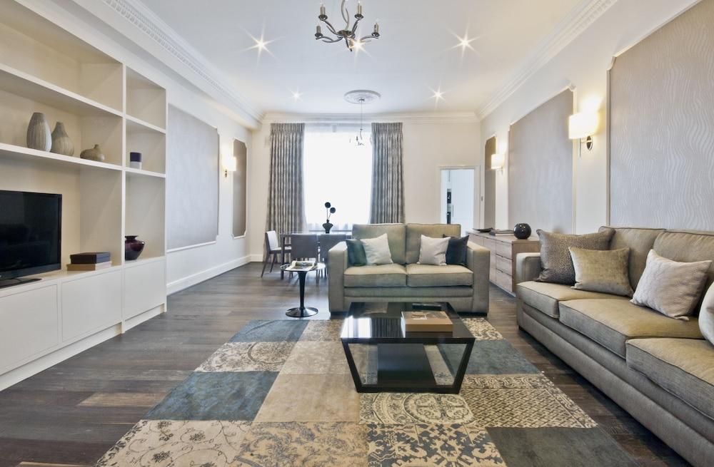 Queensgate Court Apartahotel