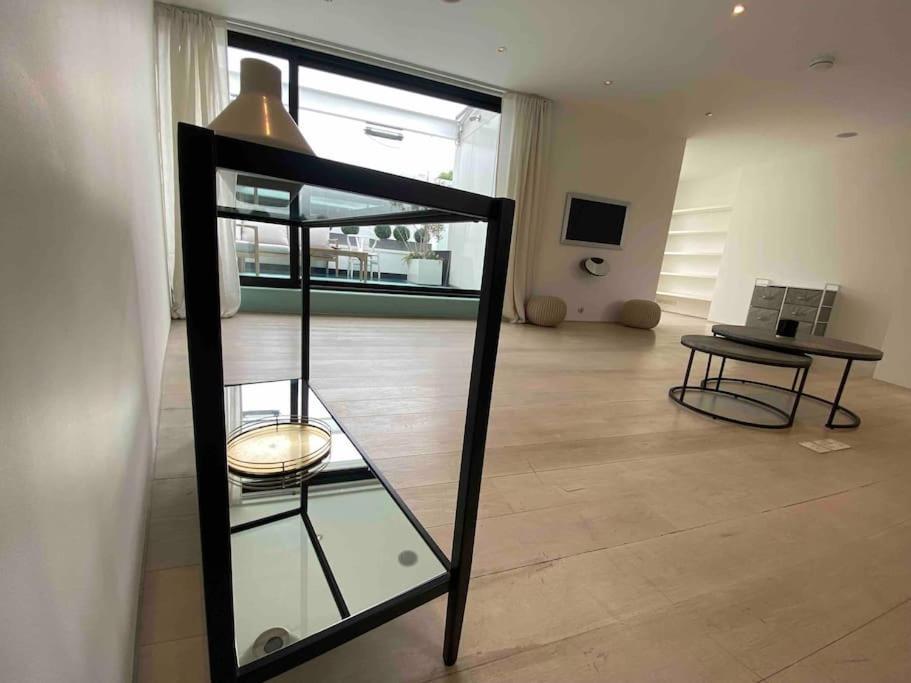 Stunning 4 Bed Mews House With Patio Ferienhaus